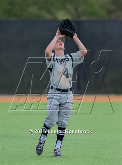 Thumbnail 1 in Center Point vs Refugio (UIL 2A Regional Quarterfinal) photogallery.