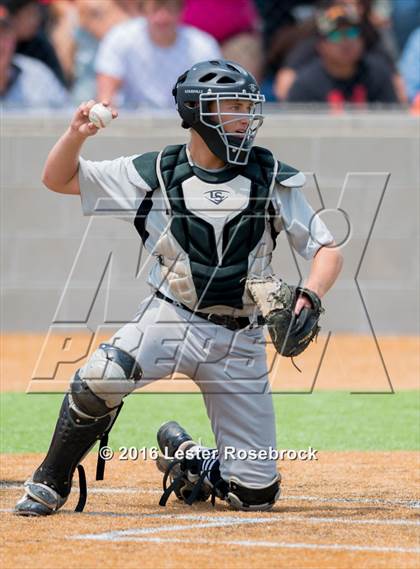 Thumbnail 1 in Center Point vs Refugio (UIL 2A Regional Quarterfinal) photogallery.