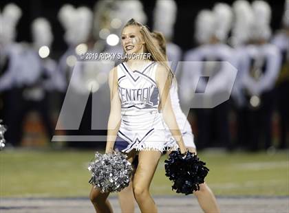 Thumbnail 1 in O'Fallon @ Howell Central photogallery.