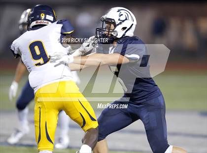Thumbnail 1 in O'Fallon @ Howell Central photogallery.