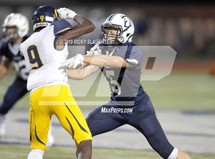 Thumbnail 2 in O'Fallon @ Howell Central photogallery.