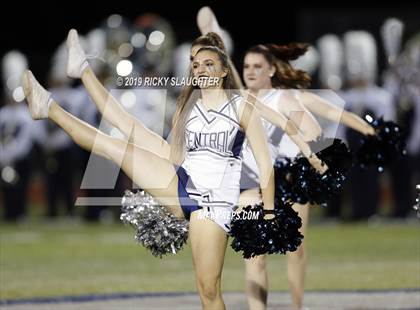 Thumbnail 3 in O'Fallon @ Howell Central photogallery.