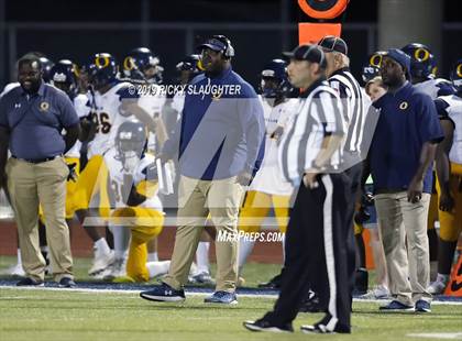 Thumbnail 1 in O'Fallon @ Howell Central photogallery.