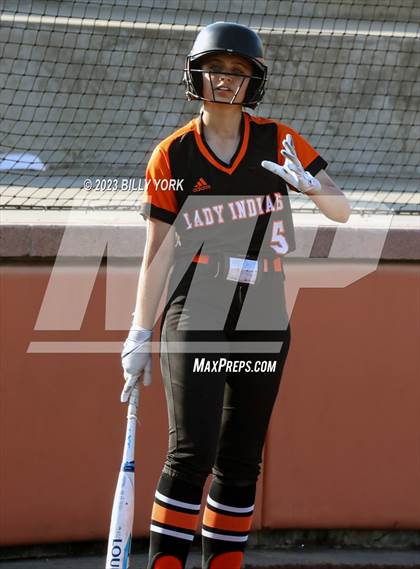 Thumbnail 3 in Grand Saline vs Van photogallery.