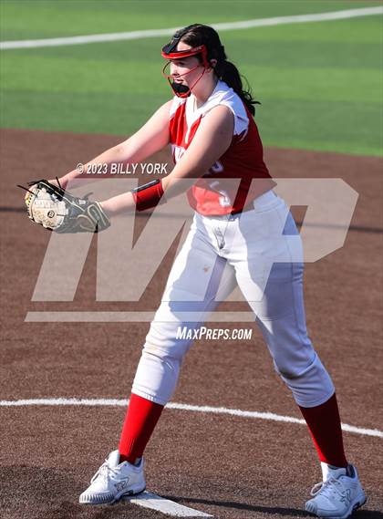 Thumbnail 2 in Grand Saline vs Van photogallery.