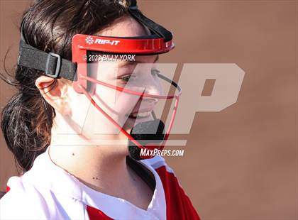 Thumbnail 1 in Grand Saline vs Van photogallery.