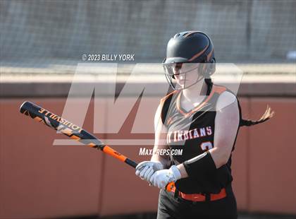 Thumbnail 1 in Grand Saline vs Van photogallery.