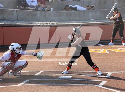 Thumbnail 2 in Grand Saline vs Van photogallery.