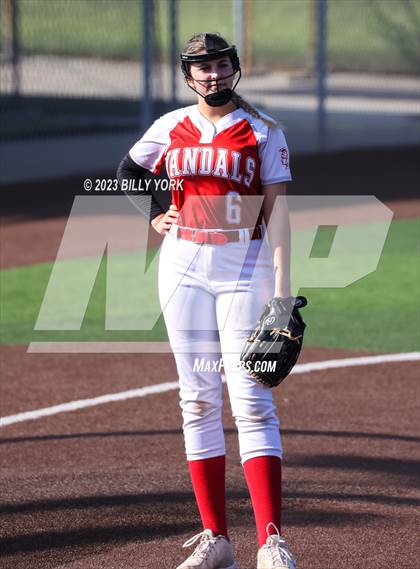 Thumbnail 3 in Grand Saline vs Van photogallery.