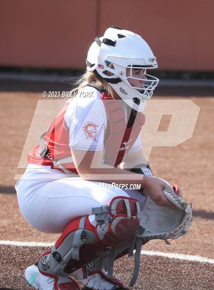 Thumbnail 2 in Grand Saline vs Van photogallery.