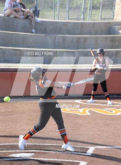 Thumbnail 3 in Grand Saline vs Van photogallery.