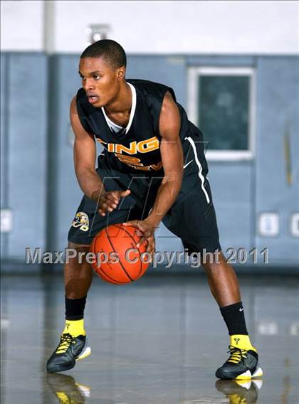 Thumbnail 2 in King-Drew Medical vs. Jordan (Lynwood Christmas Challenge) photogallery.