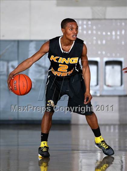 Thumbnail 1 in King-Drew Medical vs. Jordan (Lynwood Christmas Challenge) photogallery.