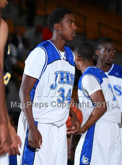 Thumbnail 2 in King-Drew Medical vs. Jordan (Lynwood Christmas Challenge) photogallery.