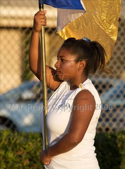 Thumbnail 1 in Gahr @ Millikan photogallery.