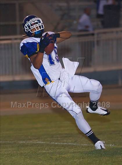 Thumbnail 2 in Gahr @ Millikan photogallery.