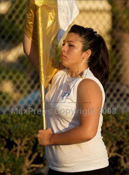 Thumbnail 2 in Gahr @ Millikan photogallery.