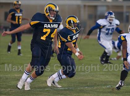 Thumbnail 1 in Gahr @ Millikan photogallery.