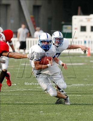 Thumbnail 1 in St. Xavier vs. Colerain photogallery.