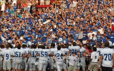 Thumbnail 2 in St. Xavier vs. Colerain photogallery.