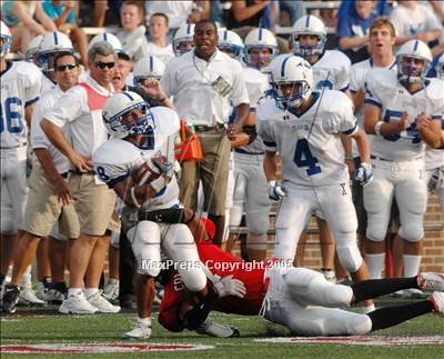 Thumbnail 2 in St. Xavier vs. Colerain photogallery.
