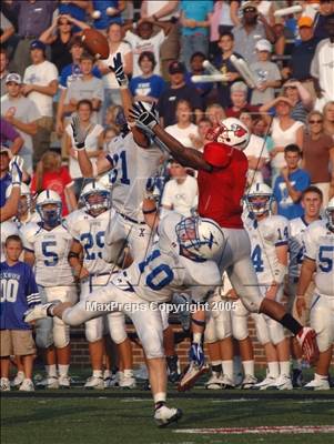 Thumbnail 2 in St. Xavier vs. Colerain photogallery.