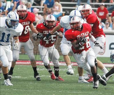 Thumbnail 3 in St. Xavier vs. Colerain photogallery.