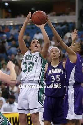 Thumbnail 3 in Sacramento vs St. Mary's (D3 Sec. Final)#1 photogallery.