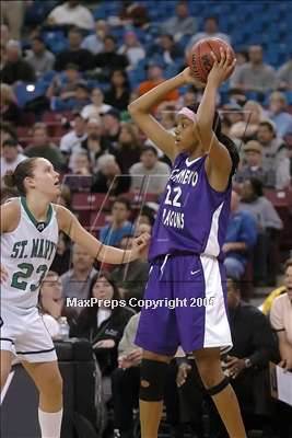 Thumbnail 1 in Sacramento vs St. Mary's (D3 Sec. Final)#1 photogallery.