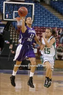 Thumbnail 1 in Sacramento vs St. Mary's (D3 Sec. Final)#1 photogallery.