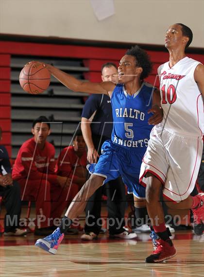 Thumbnail 2 in Rialto vs. Colony (Inland Empire Classic) photogallery.