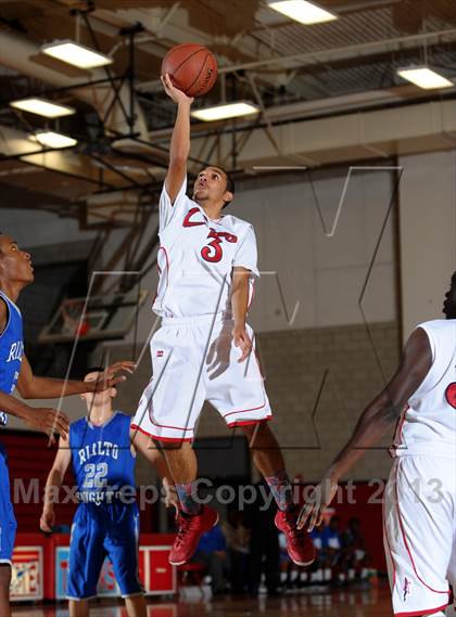 Thumbnail 1 in Rialto vs. Colony (Inland Empire Classic) photogallery.