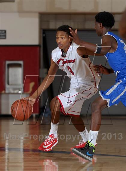 Thumbnail 3 in Rialto vs. Colony (Inland Empire Classic) photogallery.