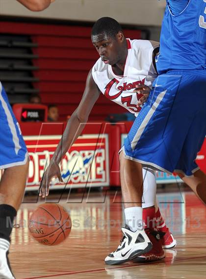 Thumbnail 1 in Rialto vs. Colony (Inland Empire Classic) photogallery.