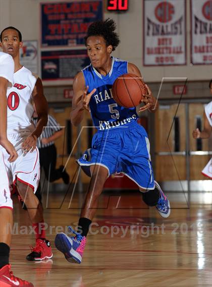 Thumbnail 1 in Rialto vs. Colony (Inland Empire Classic) photogallery.