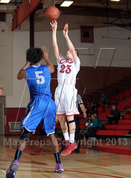 Thumbnail 3 in Rialto vs. Colony (Inland Empire Classic) photogallery.