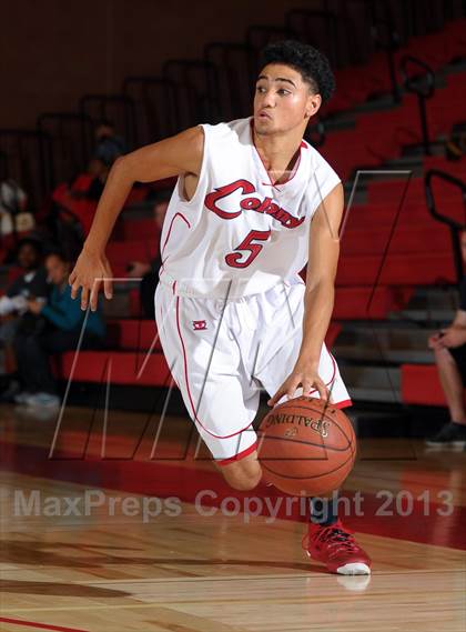 Thumbnail 3 in Rialto vs. Colony (Inland Empire Classic) photogallery.