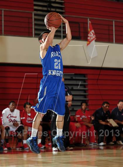 Thumbnail 1 in Rialto vs. Colony (Inland Empire Classic) photogallery.