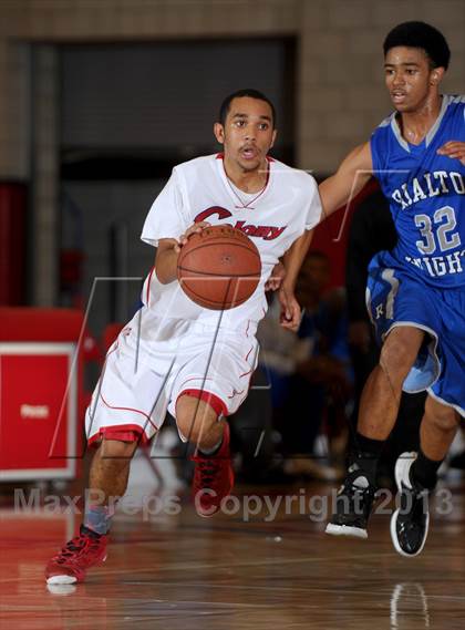 Thumbnail 1 in Rialto vs. Colony (Inland Empire Classic) photogallery.