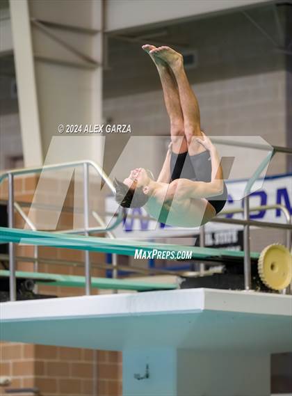 Thumbnail 2 in UIL 4A Swimming and Diving (Prelim) photogallery.