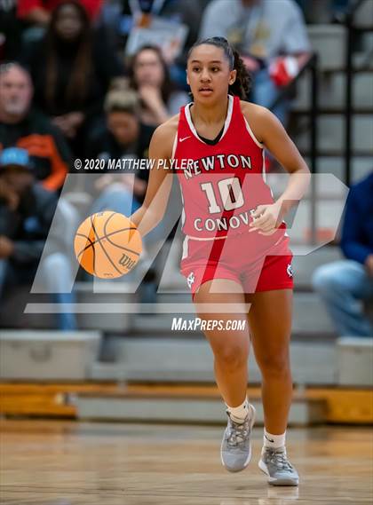 Thumbnail 2 in Newton-Conover vs. Salisbury (NCHSAA 2A Western Regional Final) photogallery.