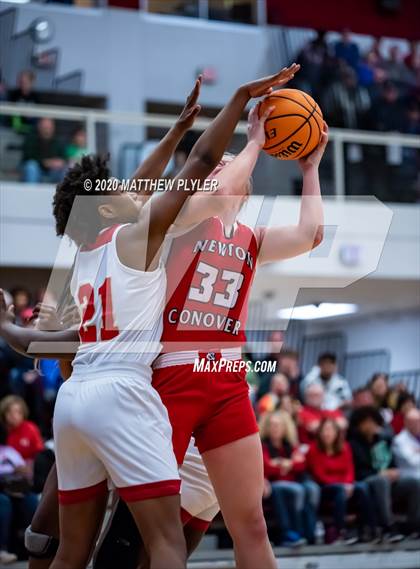 Thumbnail 2 in Newton-Conover vs. Salisbury (NCHSAA 2A Western Regional Final) photogallery.