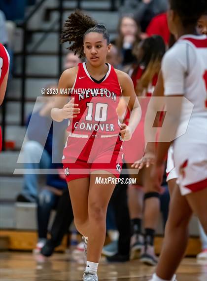 Thumbnail 3 in Newton-Conover vs. Salisbury (NCHSAA 2A Western Regional Final) photogallery.