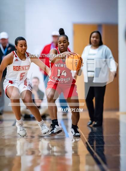 Thumbnail 3 in Newton-Conover vs. Salisbury (NCHSAA 2A Western Regional Final) photogallery.