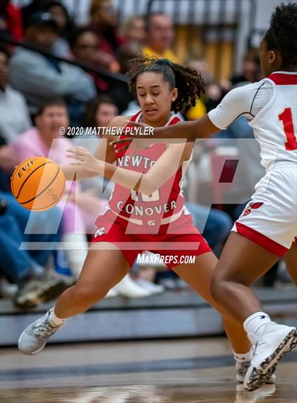 Thumbnail 2 in Newton-Conover vs. Salisbury (NCHSAA 2A Western Regional Final) photogallery.