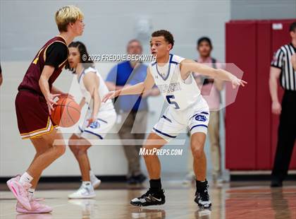 Thumbnail 1 in Collinsville vs Wolfe City (UIL 2A Bi-District Playoff) photogallery.