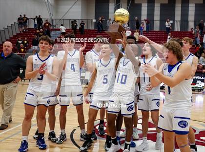 Thumbnail 2 in Collinsville vs Wolfe City (UIL 2A Bi-District Playoff) photogallery.