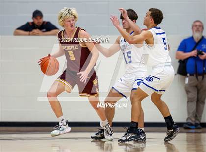 Thumbnail 3 in Collinsville vs Wolfe City (UIL 2A Bi-District Playoff) photogallery.
