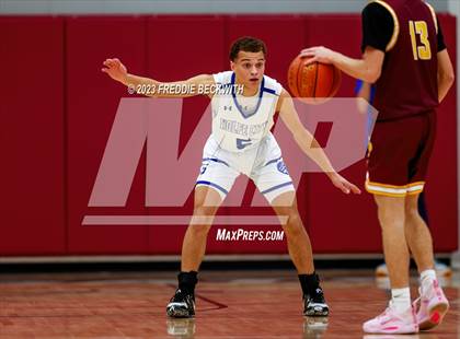 Thumbnail 2 in Collinsville vs Wolfe City (UIL 2A Bi-District Playoff) photogallery.