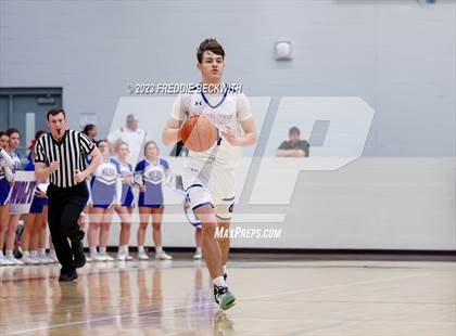 Thumbnail 2 in Collinsville vs Wolfe City (UIL 2A Bi-District Playoff) photogallery.